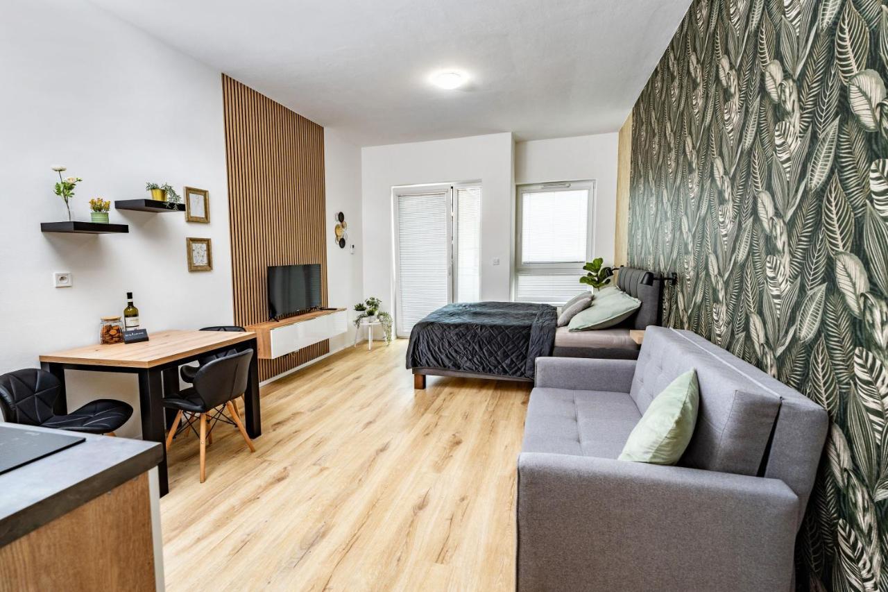 Wolkerovka Apartment 2 ออลอโมตซ์ ภายนอก รูปภาพ